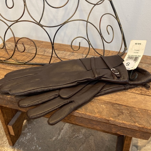 Jessica Brown Leather Gloves - Picture 9 of 9